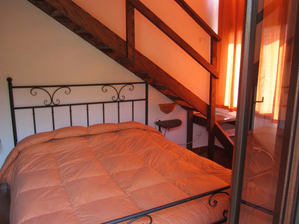 Agriturismo Gelso Castellana Sicula エクステリア 写真